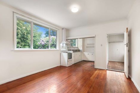 Photo of property in 10 Oturi Road, Waverley, 4510