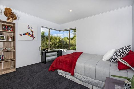 Photo of property in 11 Logan Cameron Road, Kauri, Kamo, 0185