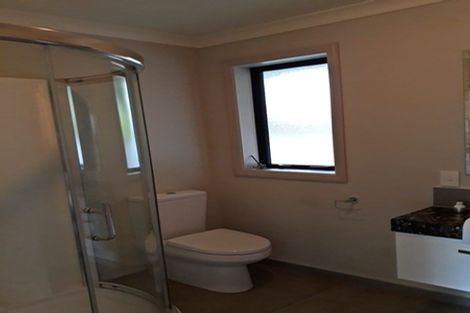 Photo of property in 2a Patea Place, Terrace End, Palmerston North, 4410