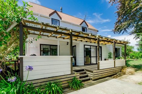 Photo of property in 54 Sylvan Avenue, Waikanae, 5036