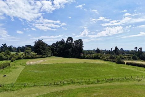 Photo of property in 114 Dudley Road Upper, Inglewood, 4386