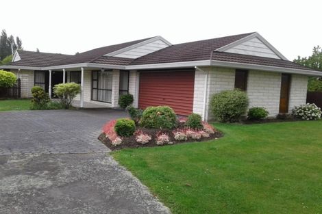 Photo of property in 18 Regency Crescent, Redwood, Christchurch, 8051