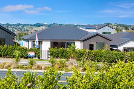 Photo of property in 25 Puhinui Avenue, Warkworth, 0981