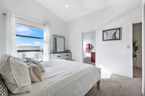 Photo of property in 18/40 Scarlet Oak Drive, Schnapper Rock, Auckland, 0632