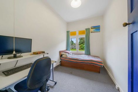 Photo of property in 13 Anga Street, Tangimoana, 4822