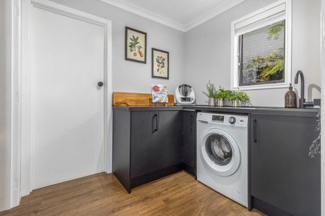 Photo of property in 54 Highbury Drive, Levin, 5510