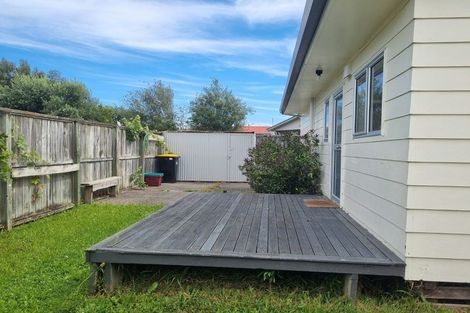 Photo of property in 81 Jellicoe Street, Martinborough, 5711