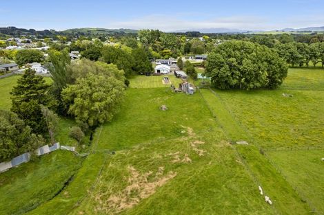 Photo of property in 32 Cambridge Street, Pahiatua, 4910