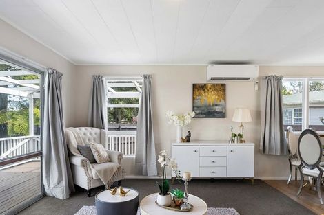 Photo of property in 15 Takanini School Road, Takanini, 2112