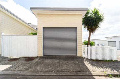 Photo of property in 11/3 Hulme Place, Henderson, Auckland, 0612
