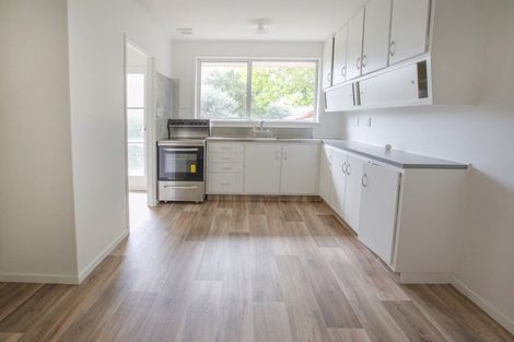 Photo of property in 9/1 Pine Street, New Lynn, Auckland, 0600