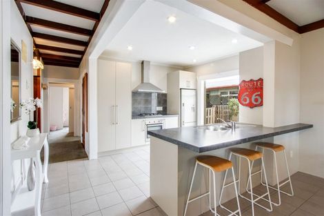 Photo of property in 90 Mcdonald Street, Napier South, Napier, 4110