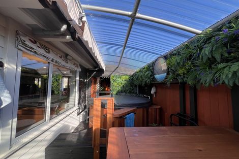 Photo of property in 14 Pounamu Place, Pegasus, 7612