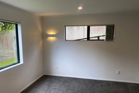 Photo of property in 67a Birkdale Road, Birkdale, Auckland, 0626