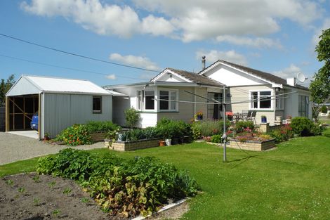 Photo of property in 17 Rugby Street, Waimate, 7924