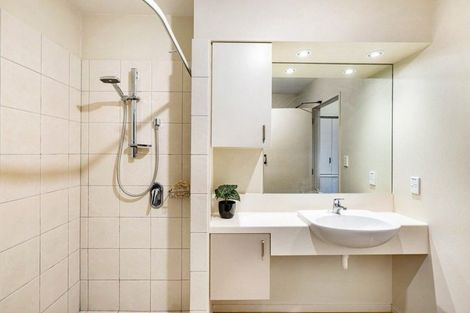 Photo of property in 12 Shortland Place, Havelock North, 4130