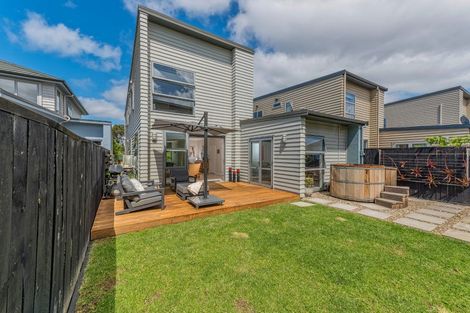 Photo of property in 52 Bomb Point Drive, Hobsonville, Auckland, 0616