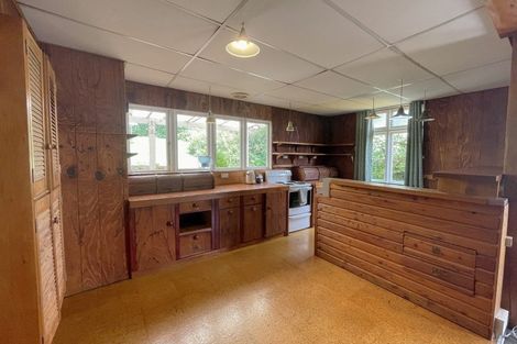 Photo of property in 82 Hazelhurst Pass, Caversham, Dunedin, 9012