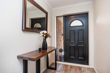 Photo of property in 43 Geneva Terrace, Kelvin Grove, Palmerston North, 4414