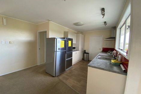 Photo of property in 4 Karo Place, Glendene, Auckland, 0602