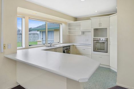 Photo of property in 3 Gairloch Place, Wattle Downs, Auckland, 2103