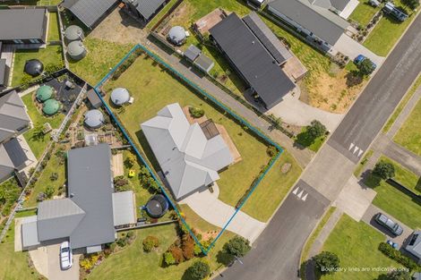 Photo of property in 37 Longreach Drive, Cooks Beach, Whitianga, 3591
