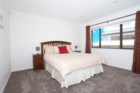 Photo of property in 68 Manuel Road, Silverdale, 0932