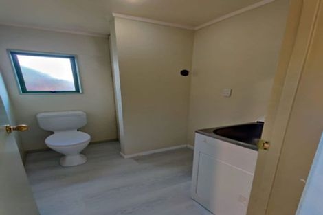 Photo of property in 50a Longburn Road, Henderson, Auckland, 0610