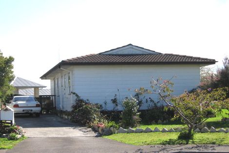Photo of property in 22 Glenhaven Place, Te Atatu Peninsula, Auckland, 0610