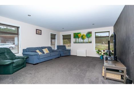 Photo of property in 437 Rolling Ridges Road, Levels Valley, Timaru, 7975