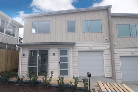 Photo of property in 2a Crystal Avenue, Te Atatu South, Auckland, 0602