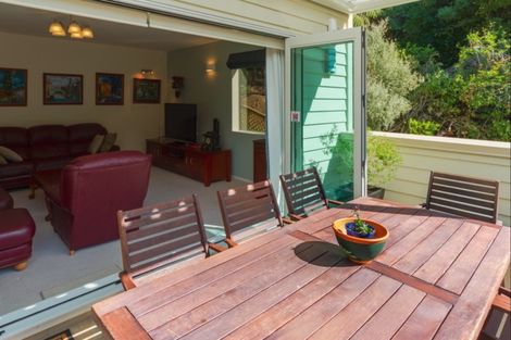 Photo of property in 113a Glenmore Street, Kelburn, Wellington, 6012