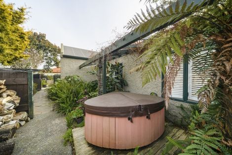 Photo of property in 1 Strachan Way, Highbury, Palmerston North, 4412