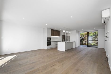 Photo of property in 19 Memorial Way, Tauranga, 3110