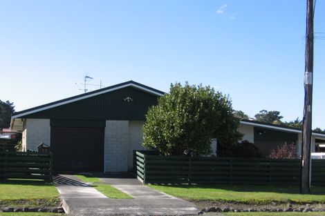 Photo of property in 23 Harrison Street West, Featherston, 5710
