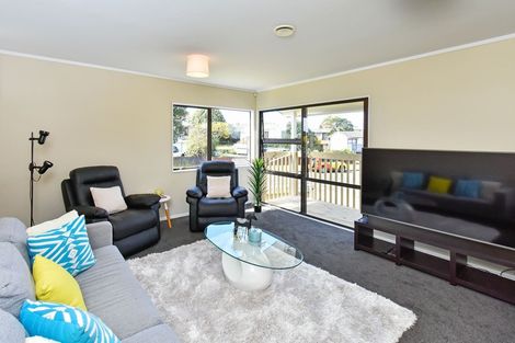 Photo of property in 153 Finlayson Avenue, Clendon Park, Auckland, 2103