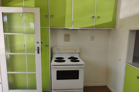 Photo of property in 2/21 Trentham Road, Papakura, 2110