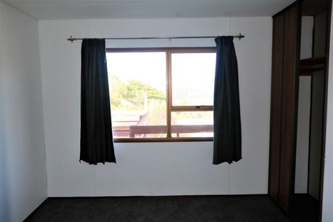 Photo of property in 10 Finn Place, Titahi Bay, Porirua, 5022