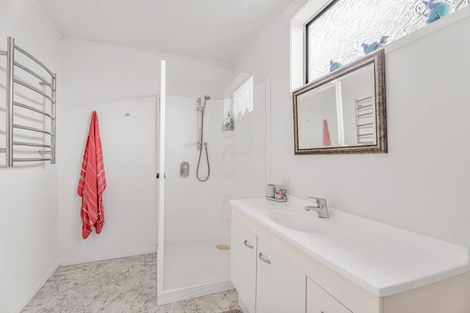 Photo of property in 1 Manaia Road, Tairua, 3508