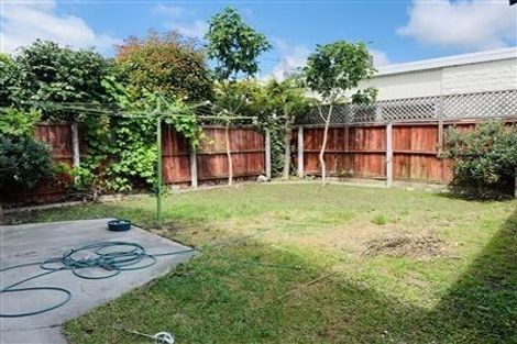 Photo of property in 3 Camelot Street, Ilam, Christchurch, 8041