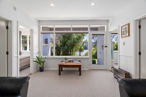 Photo of property in 10 Crescent Street, Purakaunui, Port Chalmers, 9081