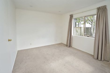 Photo of property in 5a Le Quesne Place, Fairfield, Hamilton, 3214