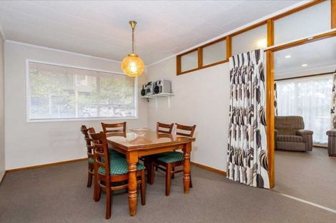Photo of property in 69 Captain Scott Road, Glen Eden, Auckland, 0602