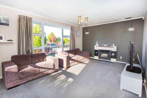 Photo of property in 5 Dunluce Place, Hornby, Christchurch, 8042