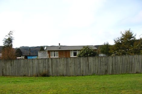 Photo of property in 1 Racecourse Road, Reefton, 7830