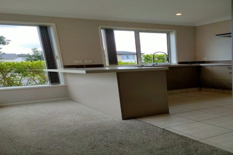 Photo of property in 4 Alloway Street, Westgate, Auckland, 0614