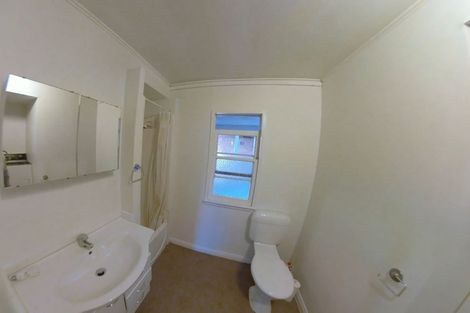 Photo of property in 35 Esmonde Road, Takapuna, Auckland, 0622