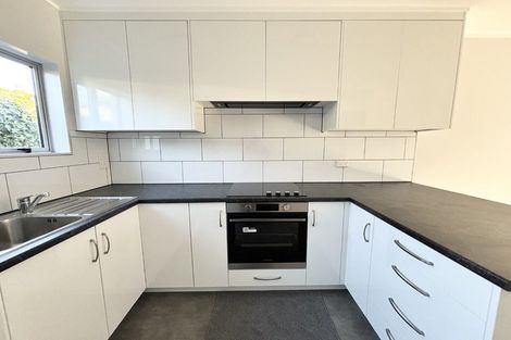 Photo of property in 15b Cypress Drive, Maungaraki, Lower Hutt, 5010