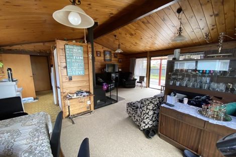 Photo of property in 92 High Street, Eltham, 4322