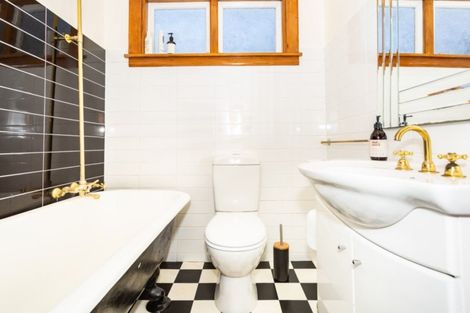 Photo of property in 25 Fisher Avenue, Beckenham, Christchurch, 8023